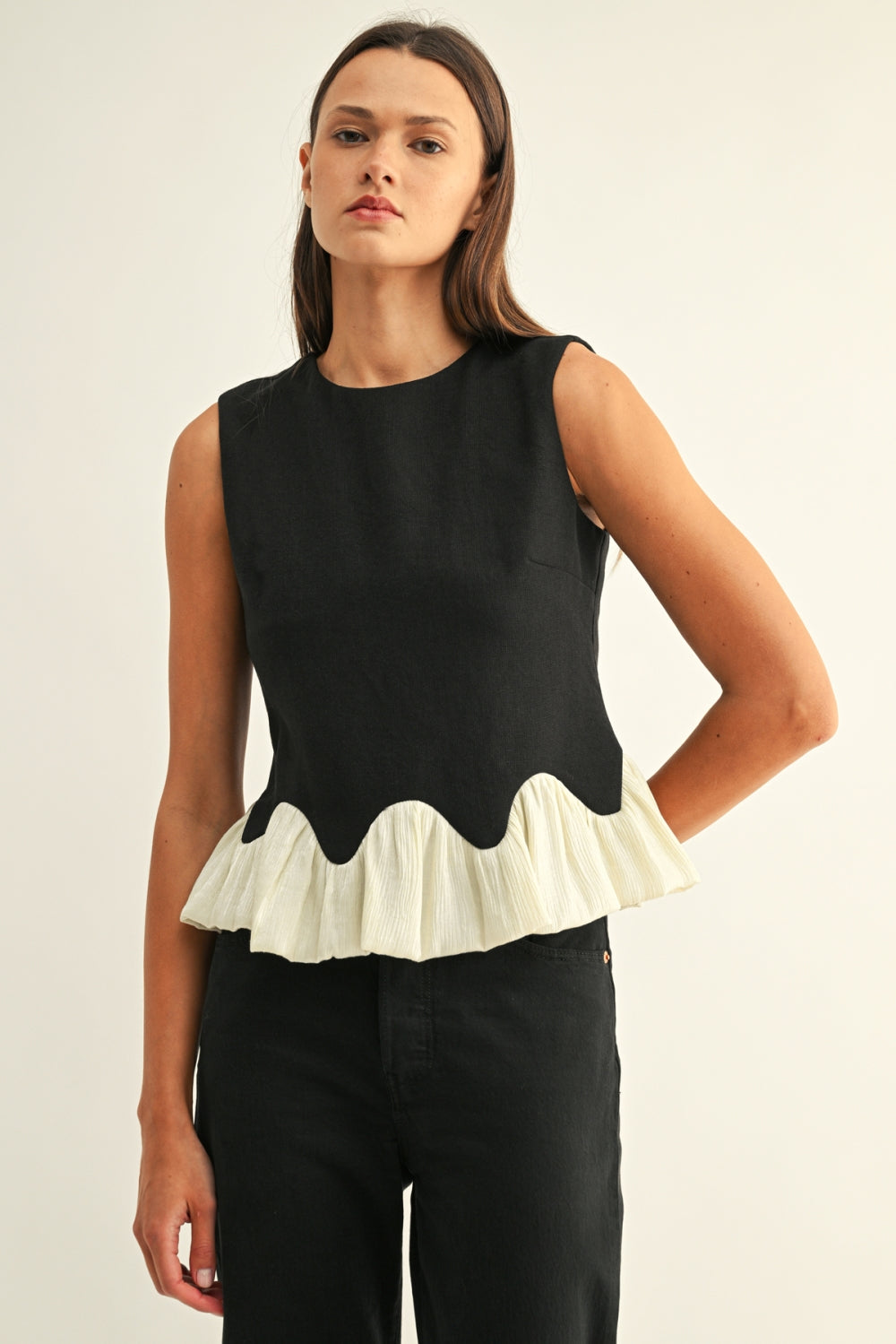 Coleen Contrast Bubble Hem Sleeveless Top F2610T7658_BLACK/OFF WHITE