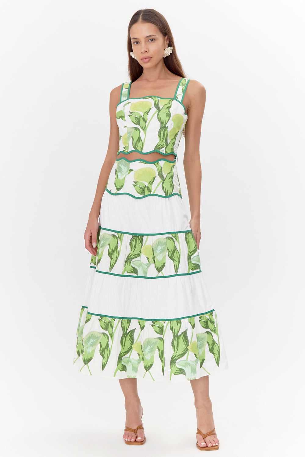 Daphne Embroidered Scalloped Trim Set