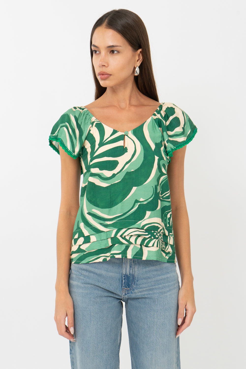 Nyra Leaf Print Flutter Sleeve Top