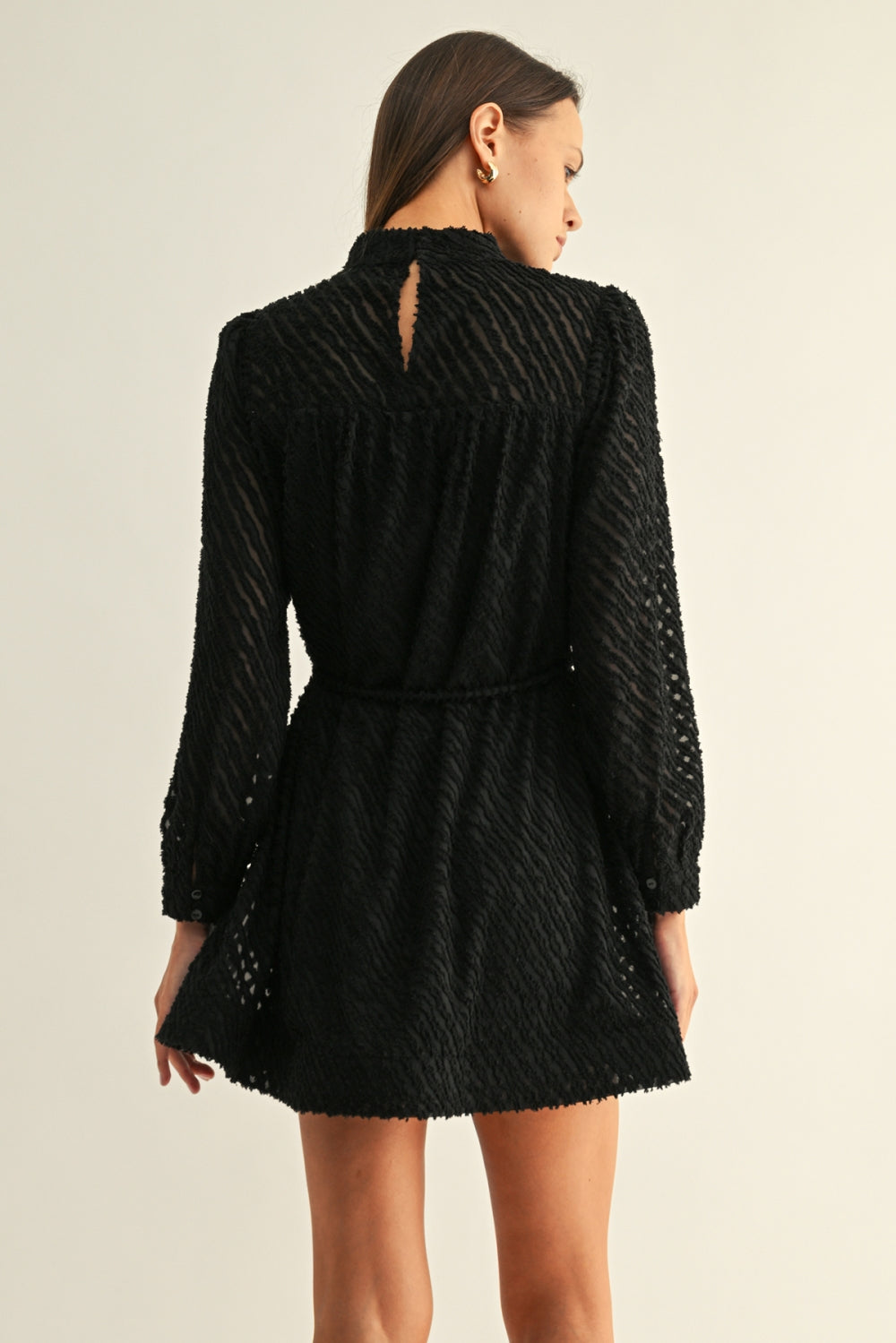 F2610D7366_BLACK