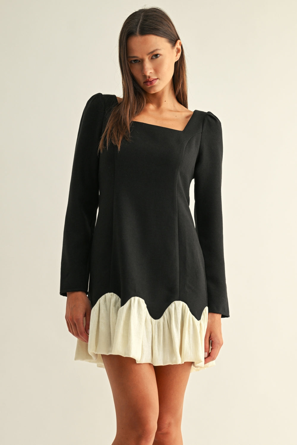 F2610D7381_BLACK/OFF WHITE
