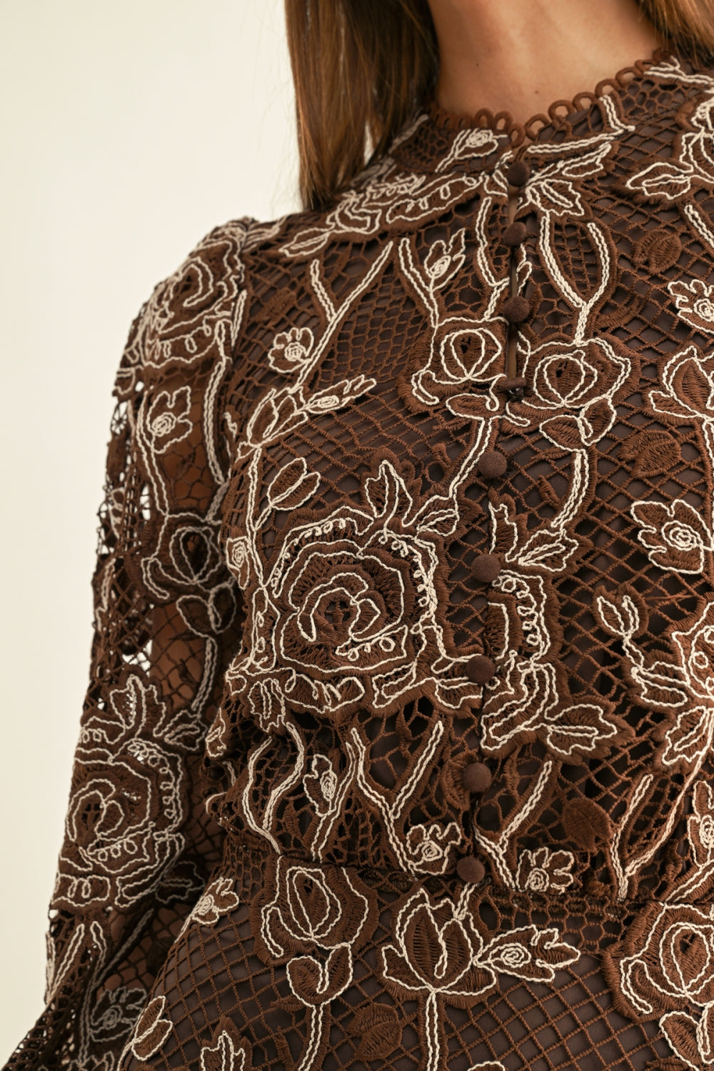 F268D7269_BROWN