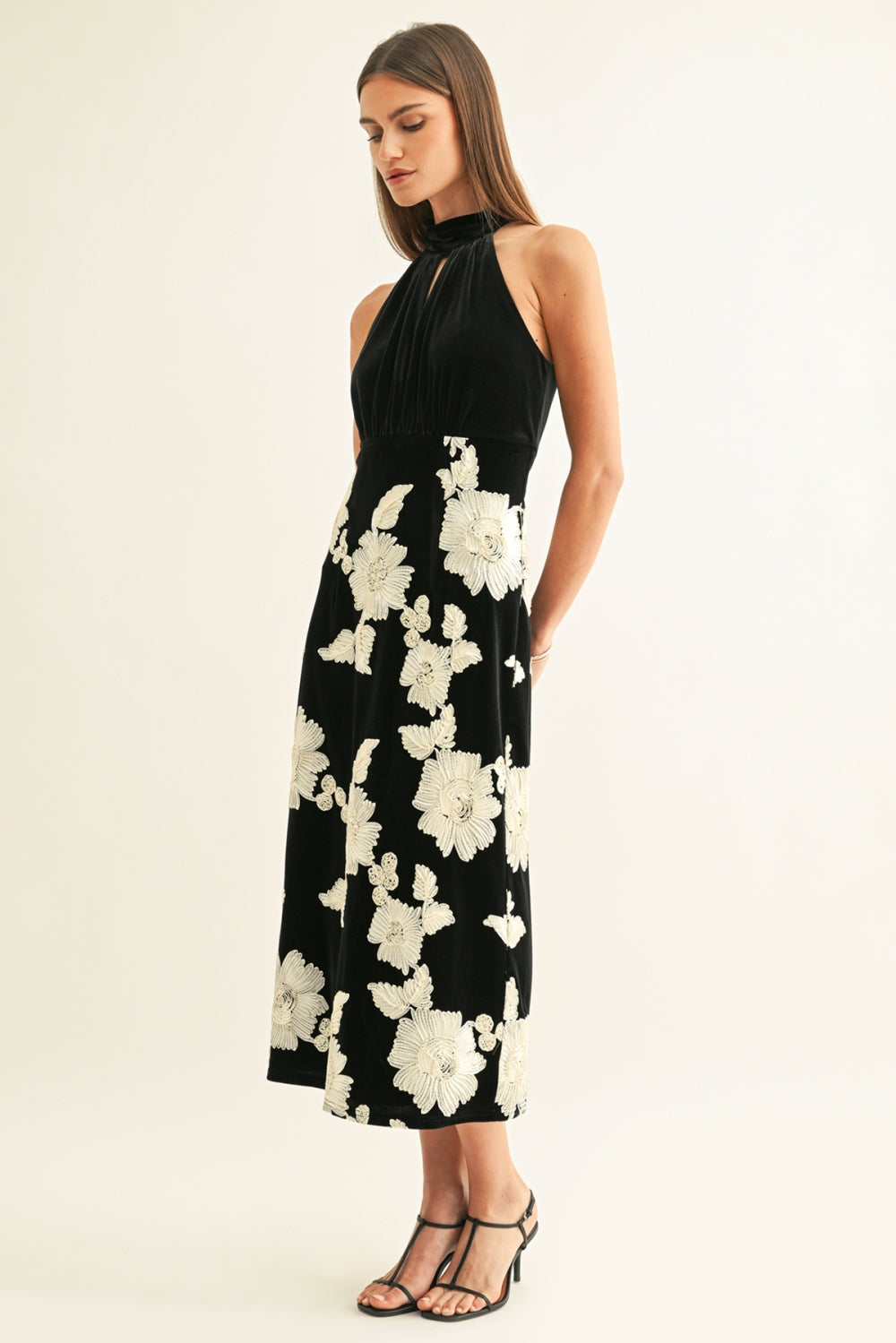 F269D7318_BLACK/CREAM