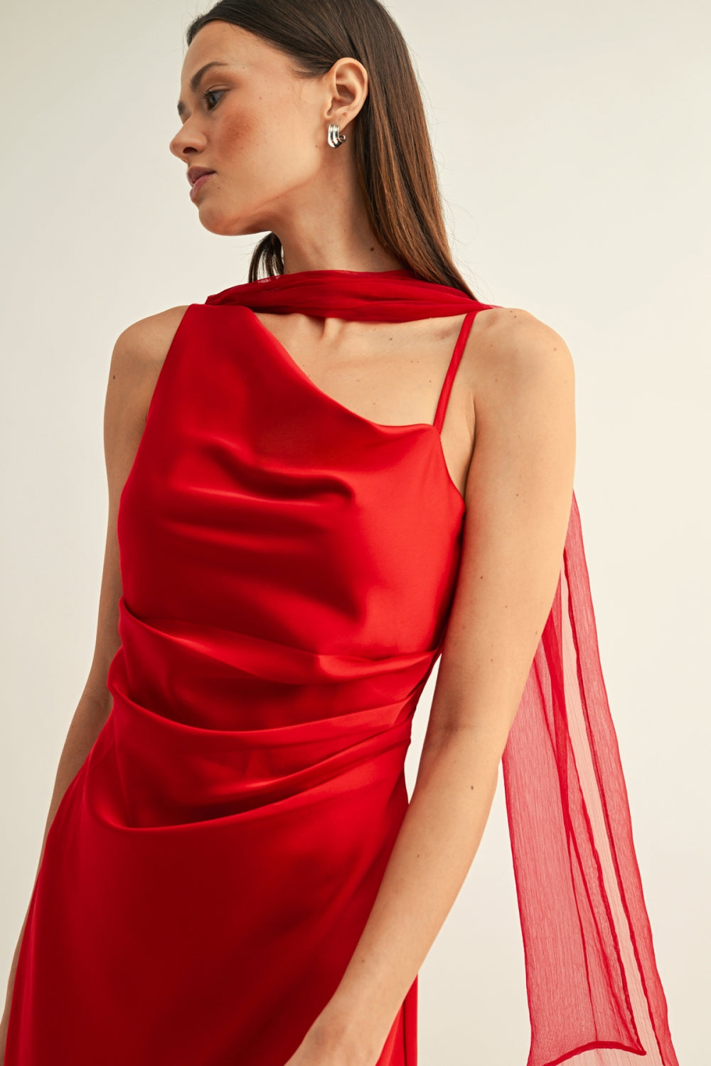 F269D7432_RED