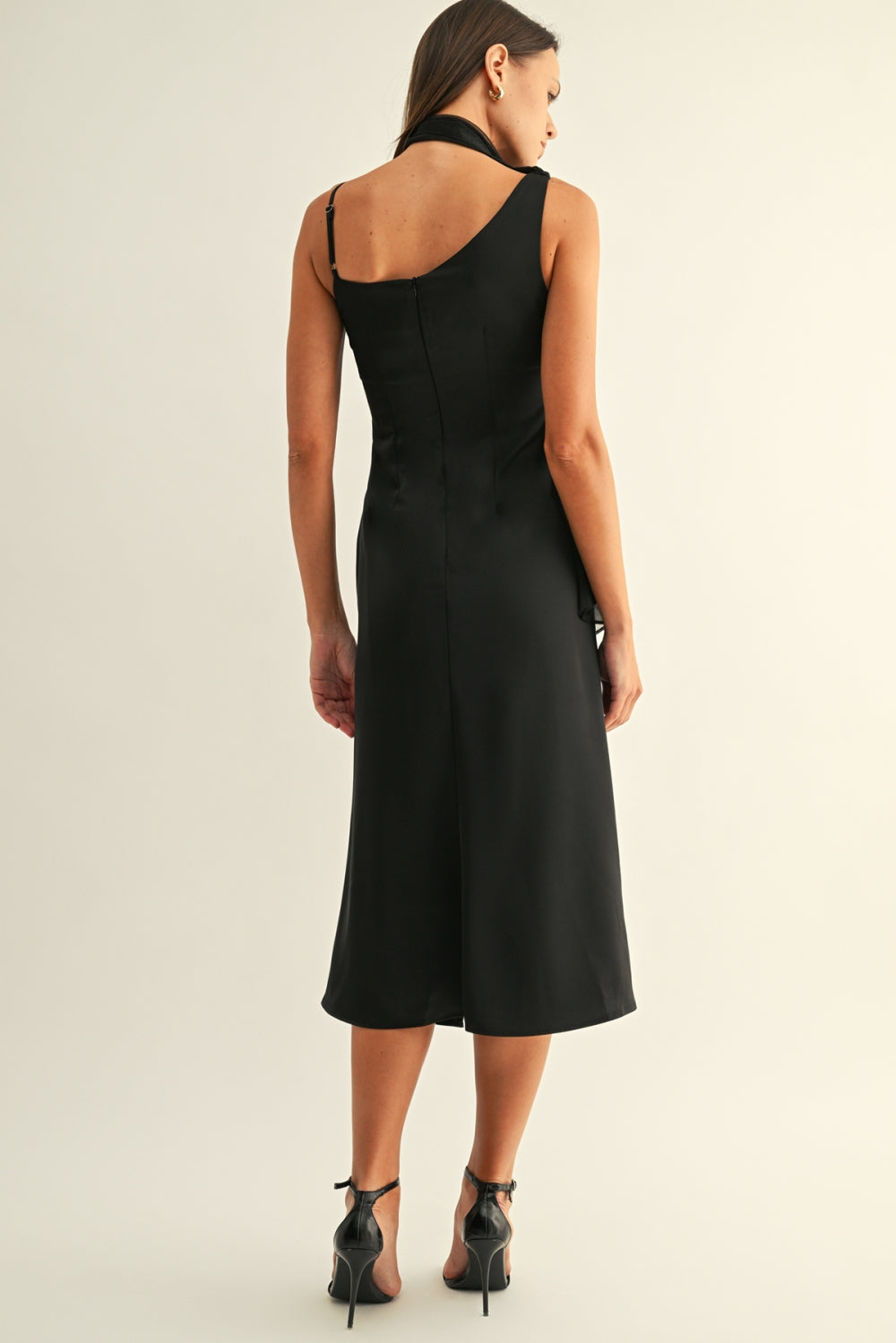 F269D7432_BLACK