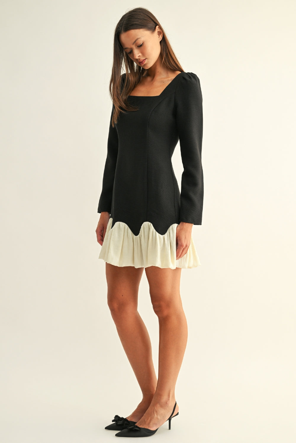 F2610D7381_BLACK/OFF WHITE