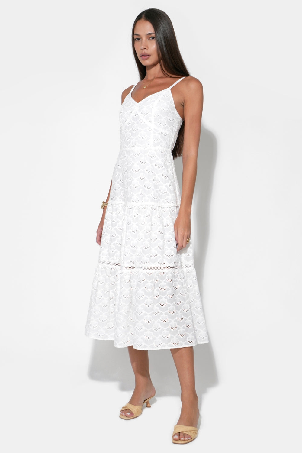 F263D6318_WHITE