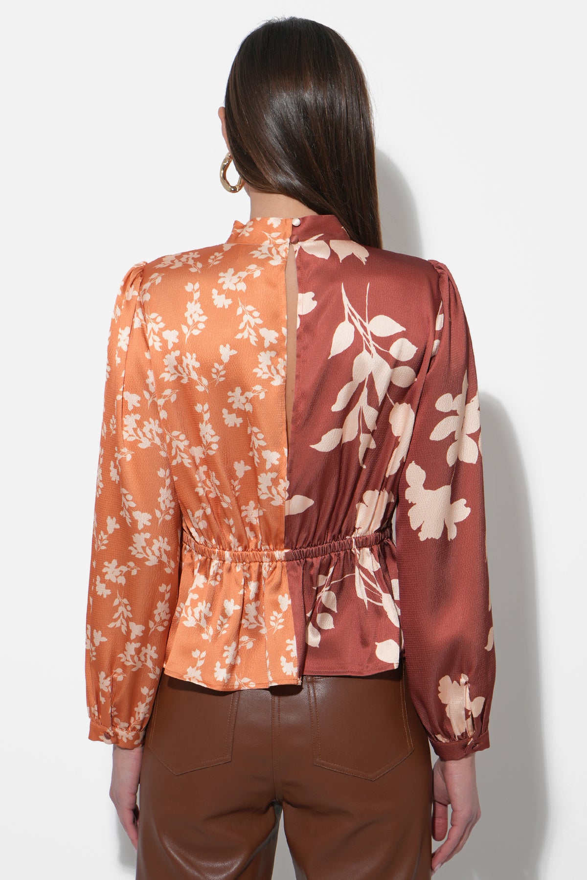 Ruiza Two Toned Mock Neck Blouse