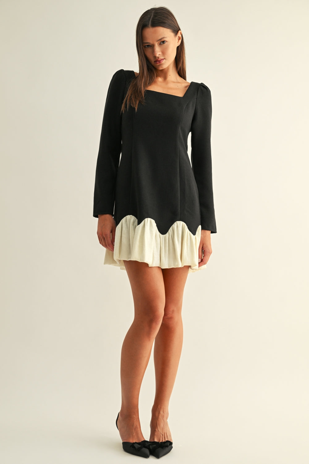 Maria Low Waist Contrast Bubble Hem Long Sleeves Mini Dress F2610D7381_BLACK/OFF WHITE