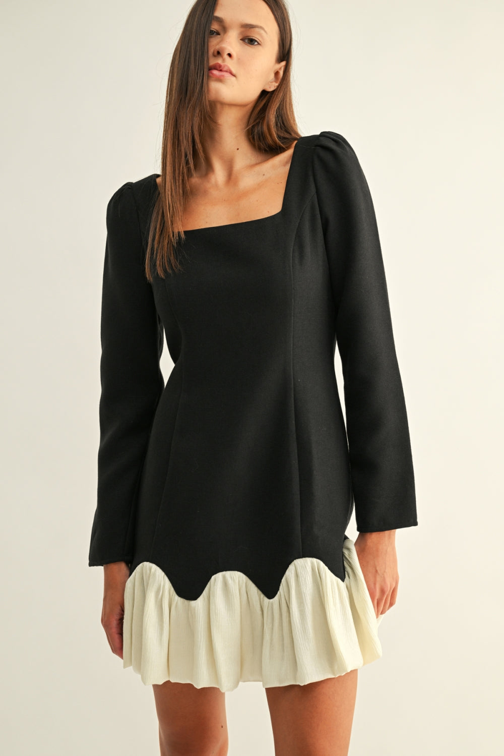 Maria Low Waist Contrast Bubble Hem Long Sleeves Mini Dress F2610D7381_BLACK/OFF WHITE