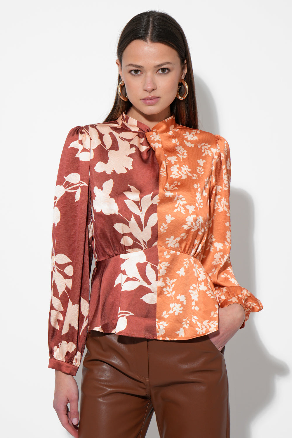 Ruiza Two Toned Mock Neck Blouse F257T7260