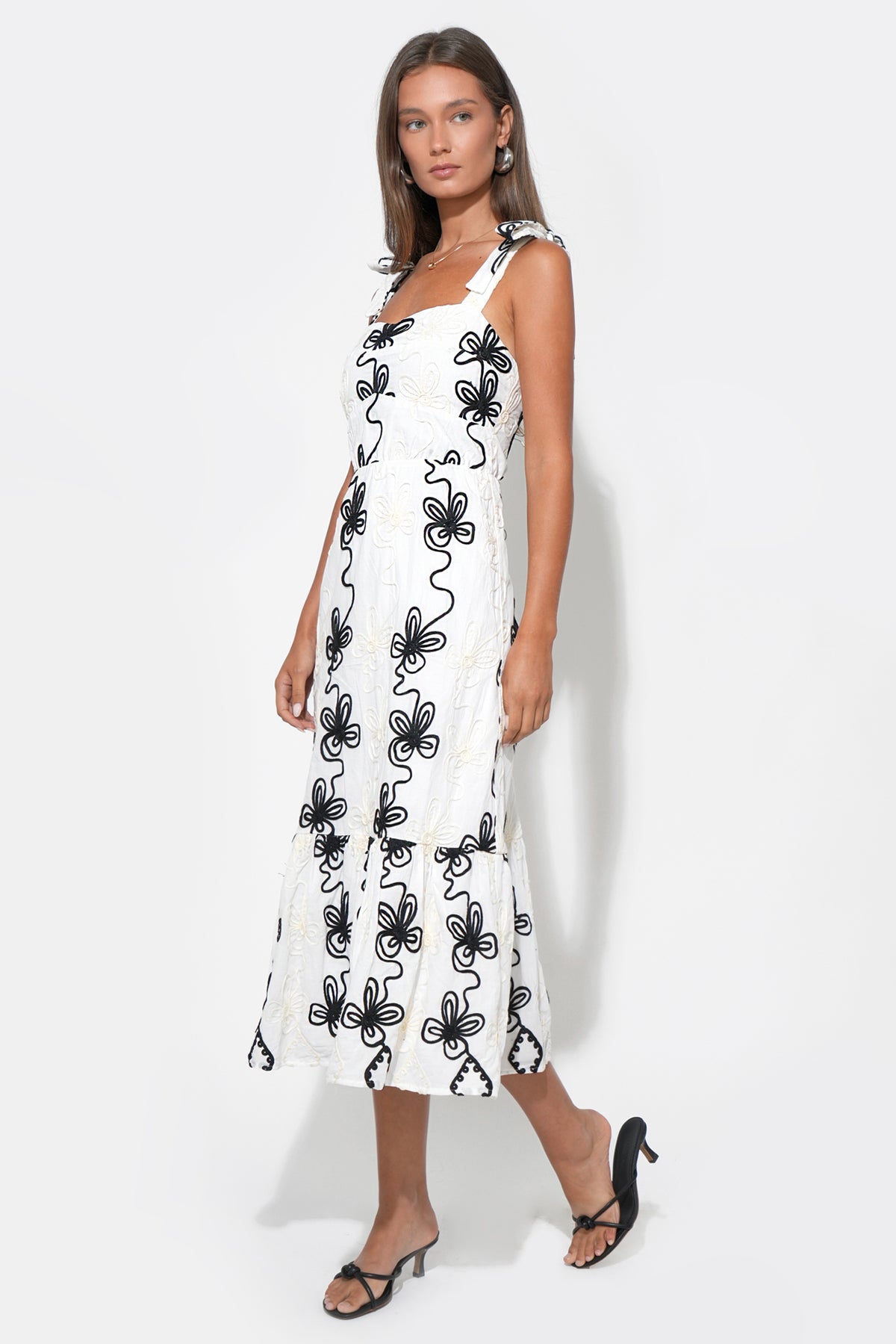 Seraphina Bow Straps Embroidery Midi Dress F261D6963
