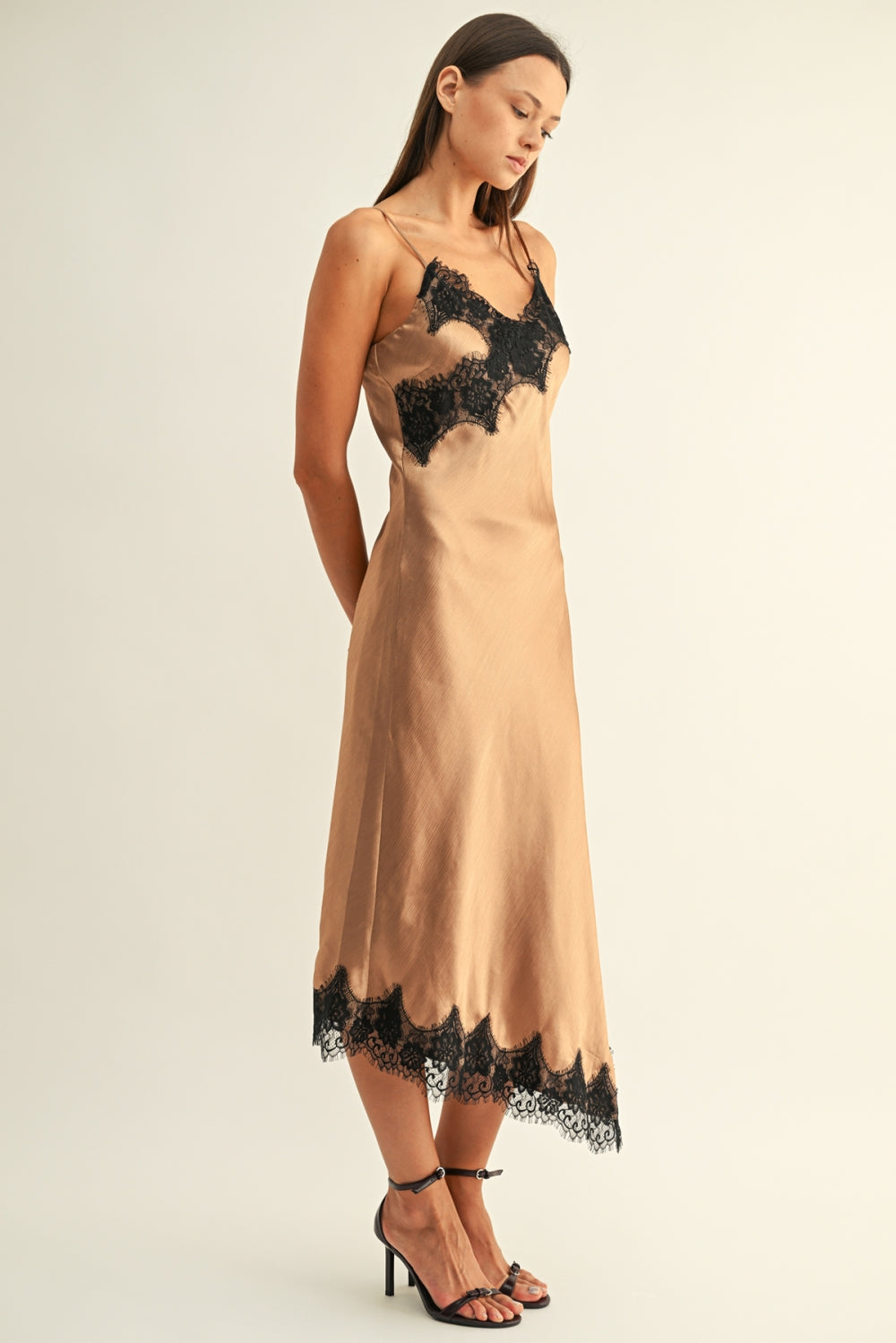 F2610D7390_CAMEL/BLACK