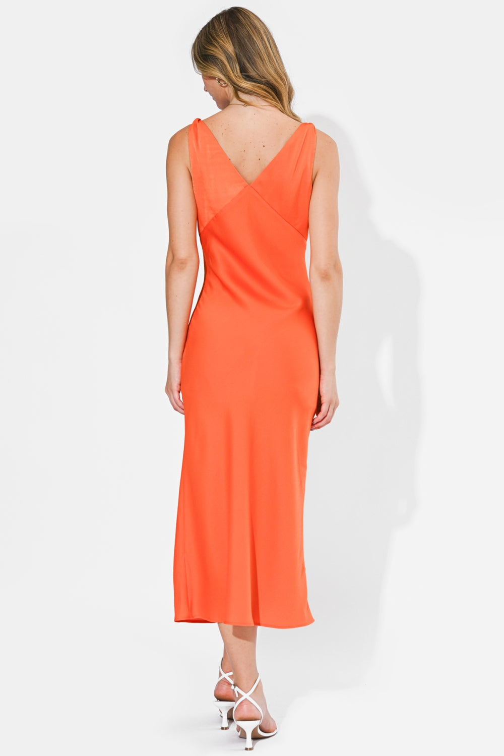 F266D7175_ORANGE